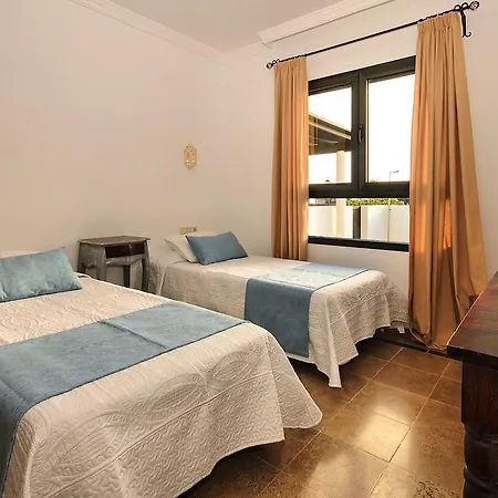 Holiday home Charcones *